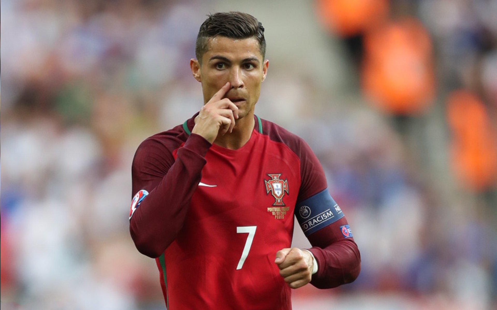 乐鱼APP-全锦赛转会风云：巴塞罗那盯上锋线强援，周琦或成交易筹码